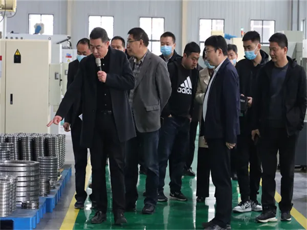 领导莅临参观指导