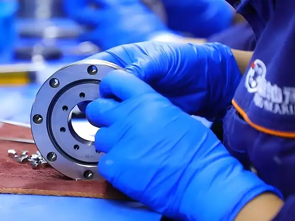 装配 · 交叉排列，环环相扣